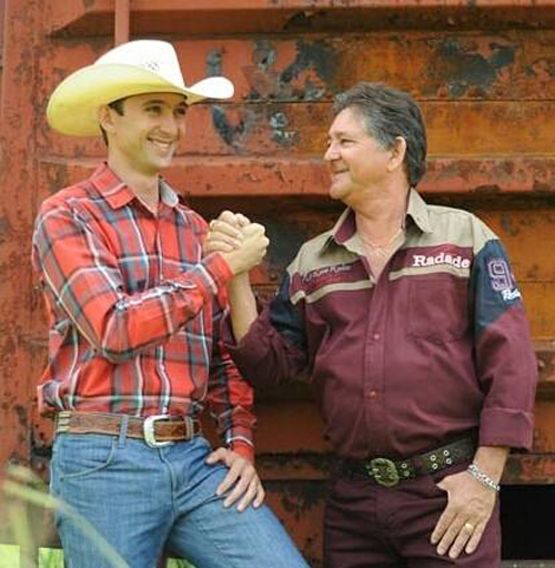 Dois bailes agitam o Clube da Melhor Idade