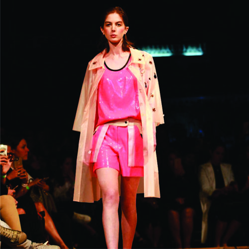 Baririense Leticia Bonatelli inicia carreira de modelo