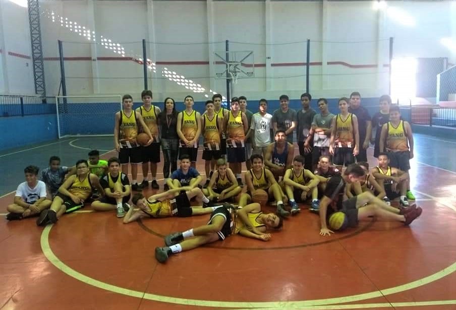 Festival de basquete será hoje no Clube Municipal