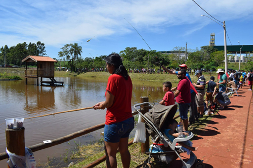 Campeonato de pesca esportiva agita Lago Municipal de Boraceia