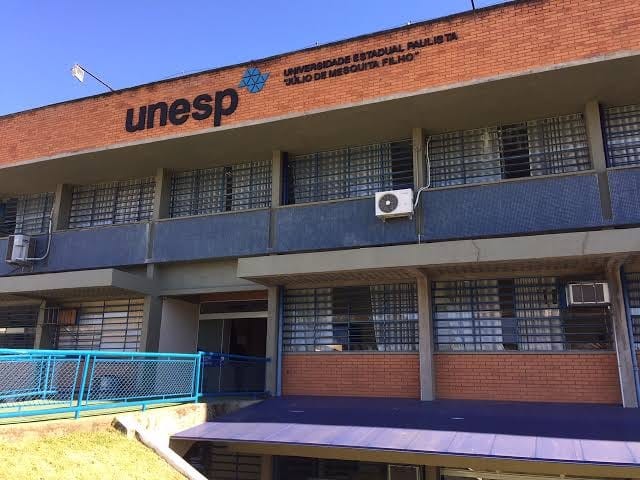 Em crise financeira, Unesp suspende vestibular do meio do ano