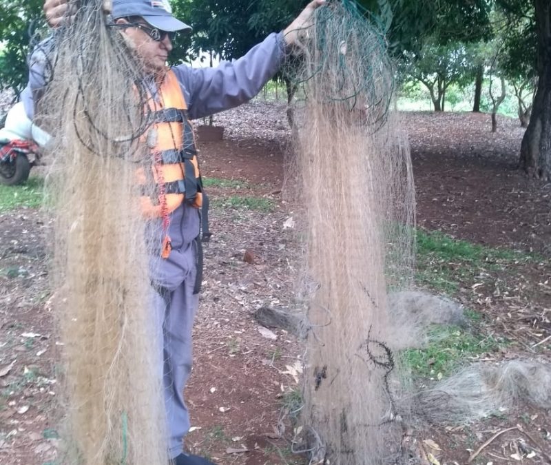 Polícia Ambiental flagra pesca ilegal no rio Tietê em Itaju