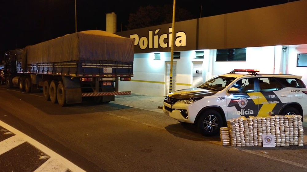 Droga aprendida em Bariri: Carga seguia de Cáceres (MT) até São Paulo (SP)