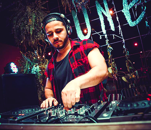 Umuarama realiza Baile de Férias com duas atrações