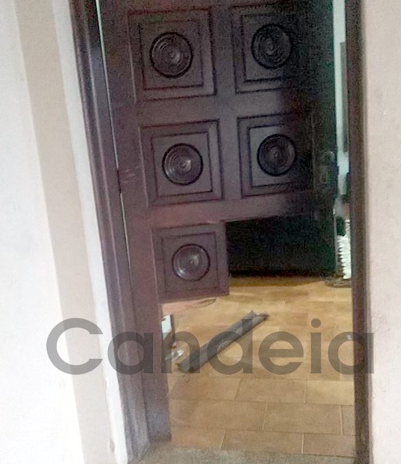 Três casas são invadidas e furtadas em Bariri