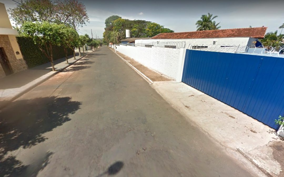 Umuarama se posiciona sobre caso envolvendo advogado