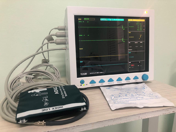 Bariri: Prefeitura instala novos monitores na Santa Casa