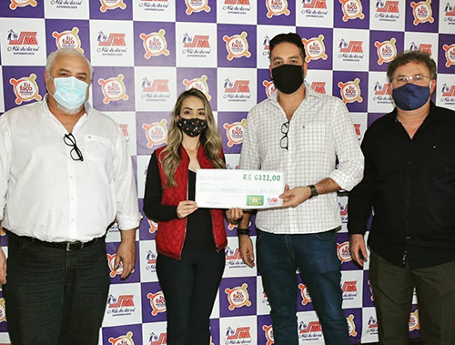 Venda de máscara em supermercados rende R$ 6,3 mil para Santa Casa