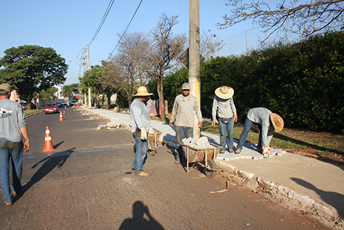 Empresa inicia construção de passeio público na Expressa Sul