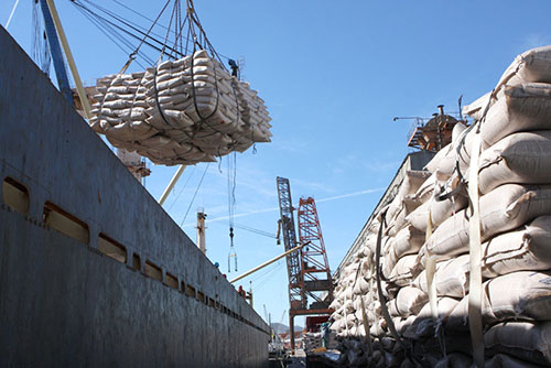 Aumento na exportação de açúcar é destaque da balança comercial paulista