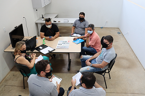 Candeia define entrevistas com candidatos a prefeito e a vice