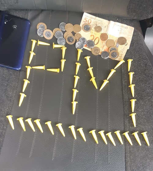 PM apreende adolescente com entorpecentes