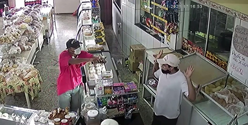 PM detém suspeito de roubo a padaria