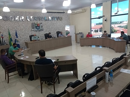 Câmara prorroga por mais cinco anos concessão de barracões da Frisokar