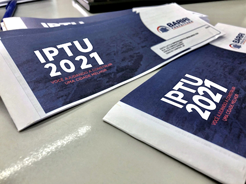 Prefeitura de Bariri realiza entrega de carnês de IPTU