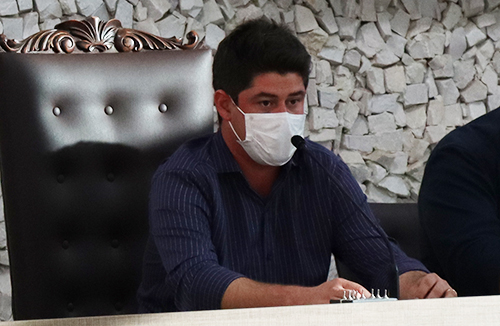 Prefeito faz reunião prévia antes de decretar o lockdown