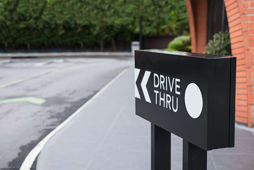 Como utilizar delivery, drive-thru e take away no negócio alimentício