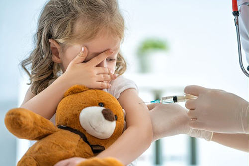 Crianças e gestantes começam a ser vacinadas contra gripe segunda-feira