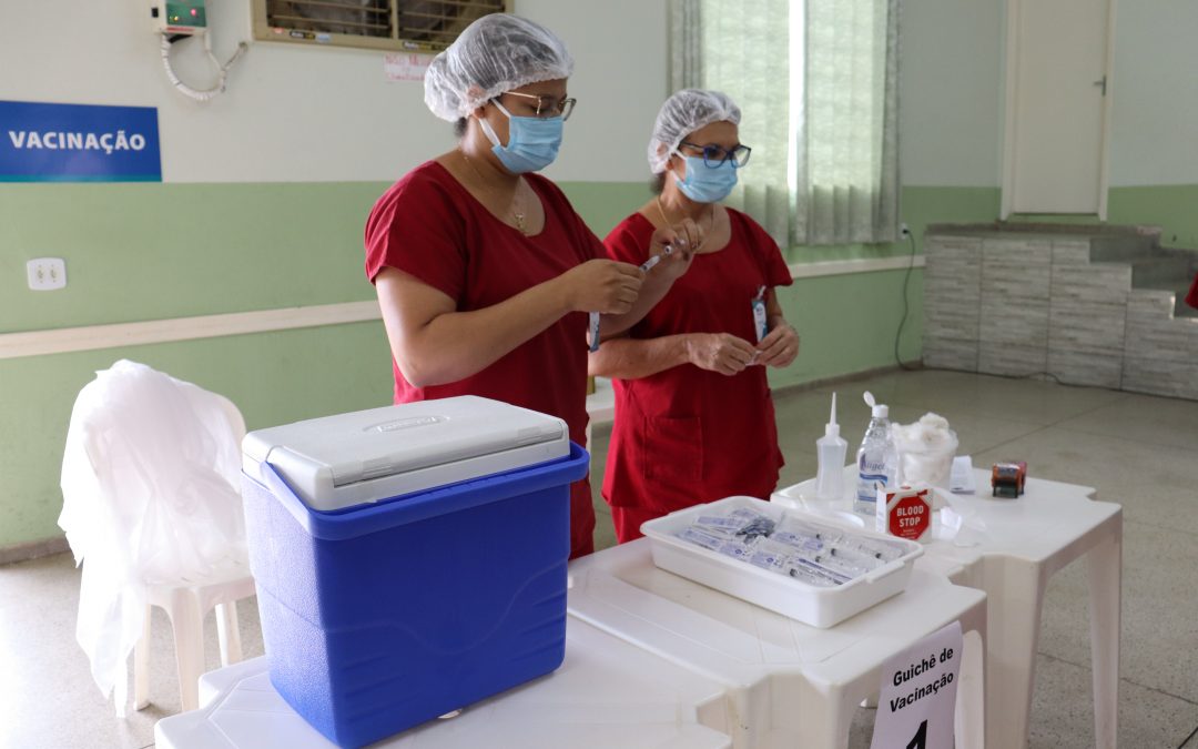 Bariri começa a vacinar pessoas a partir dos 60 anos contra a Covid