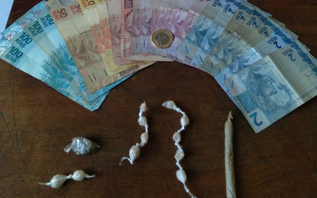 BARIRI: PM detém dois jovens com entorpecentes