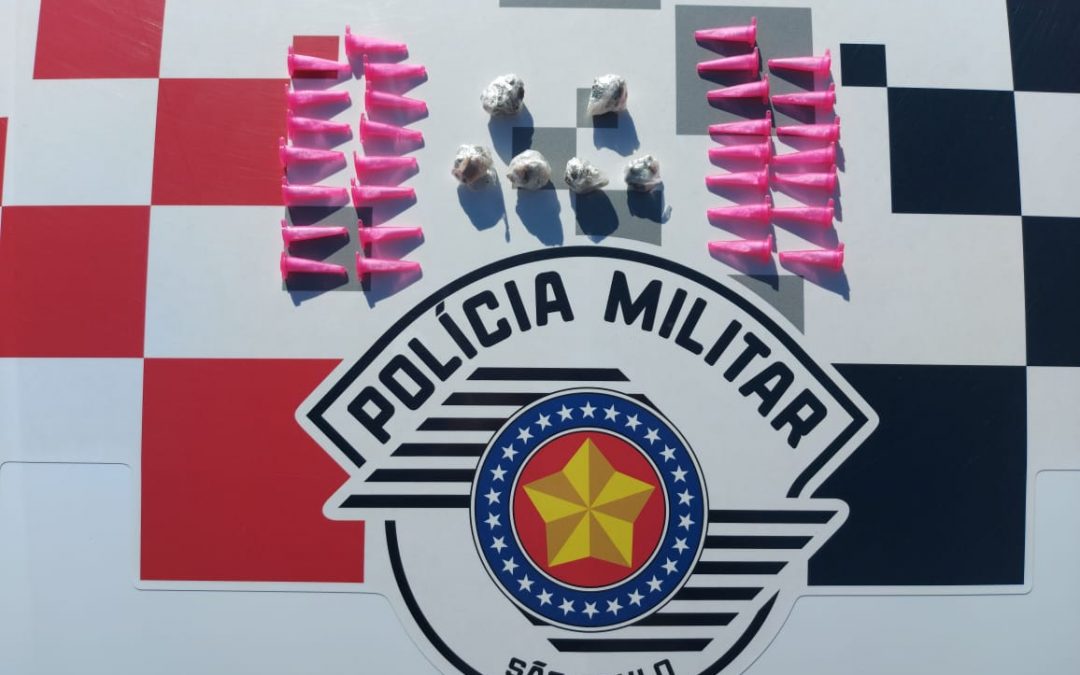 BARIRI: PM detém jovem por tráfico de drogas