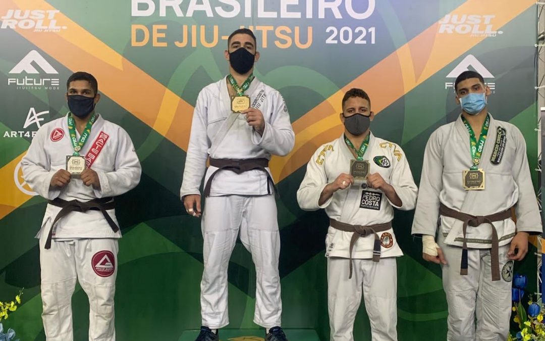 Vinicius Liberati fatura campeonato brasileiro de jiu-jítsu
