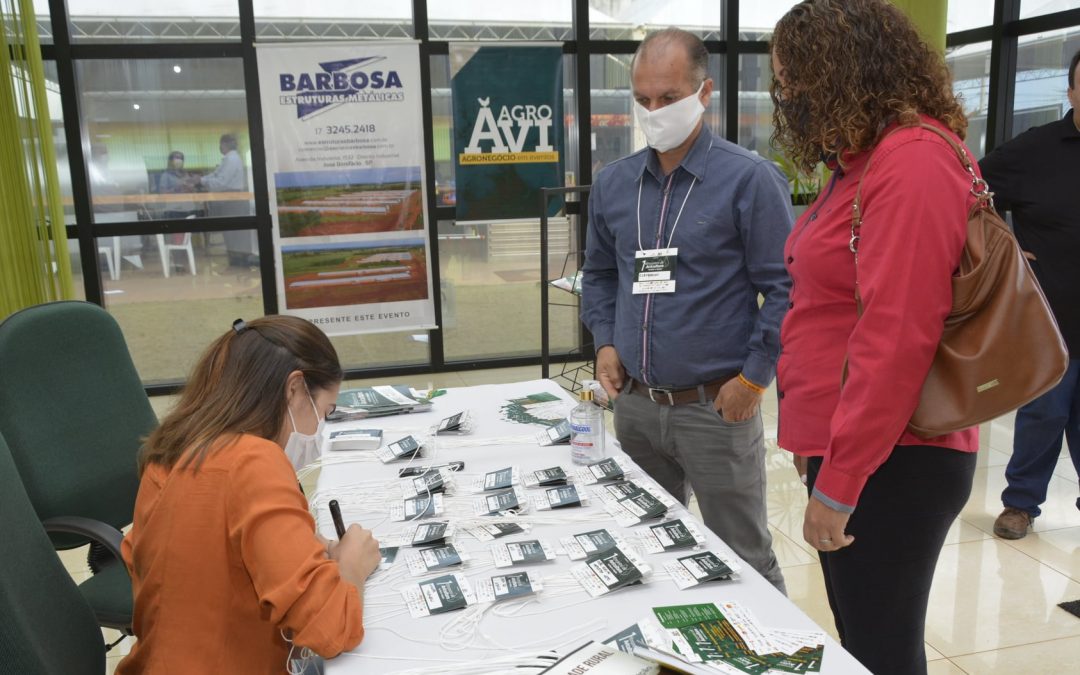 Segunda edição do Encontro de Avicultura tem palestras e feira de negócios