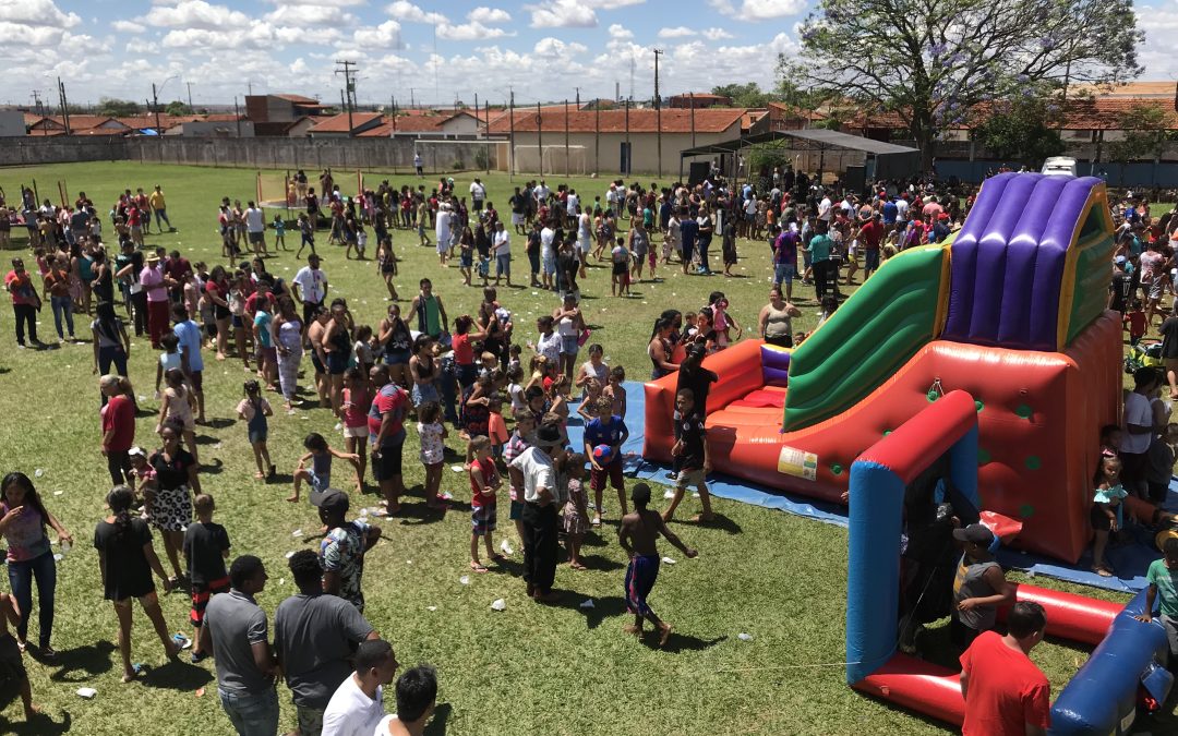 Evento no Arrudão atrai muitas crianças