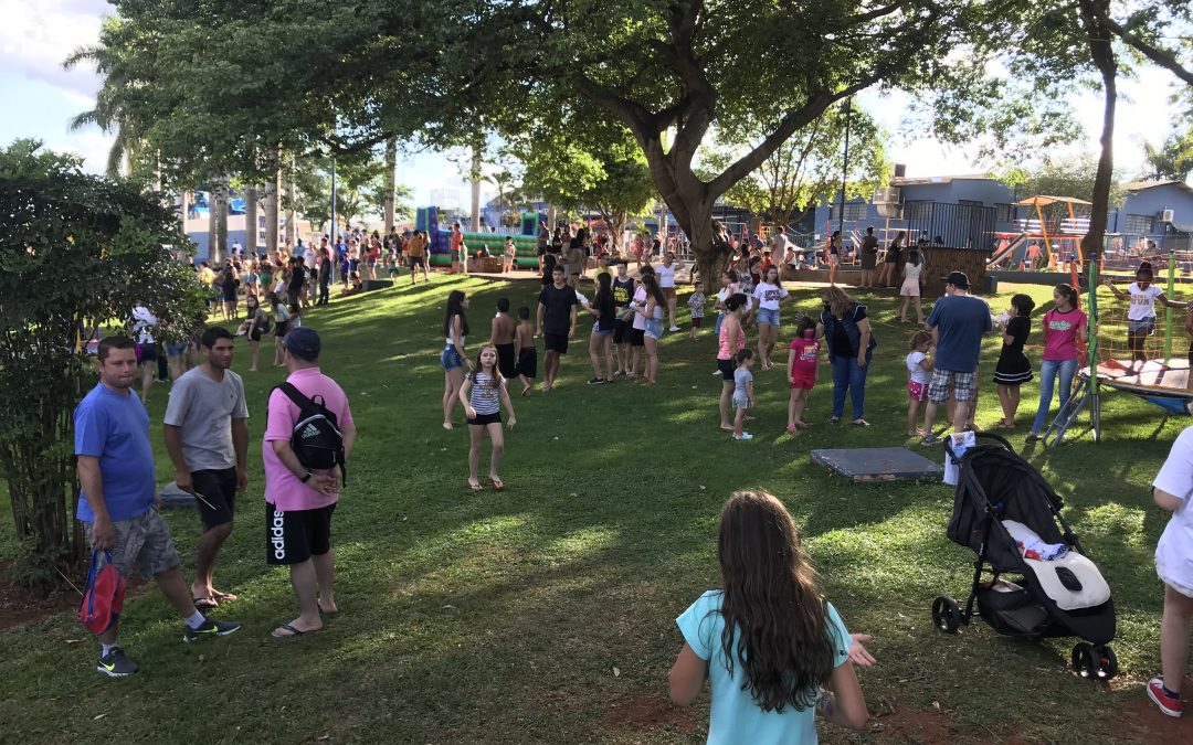 Festa para crianças leva muitos associados ao Umuarama