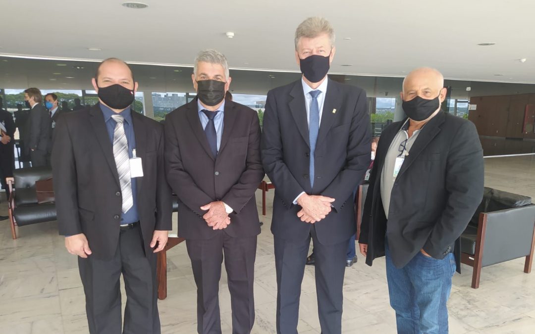 Prefeito de Boraceia participa de encontro em Brasília