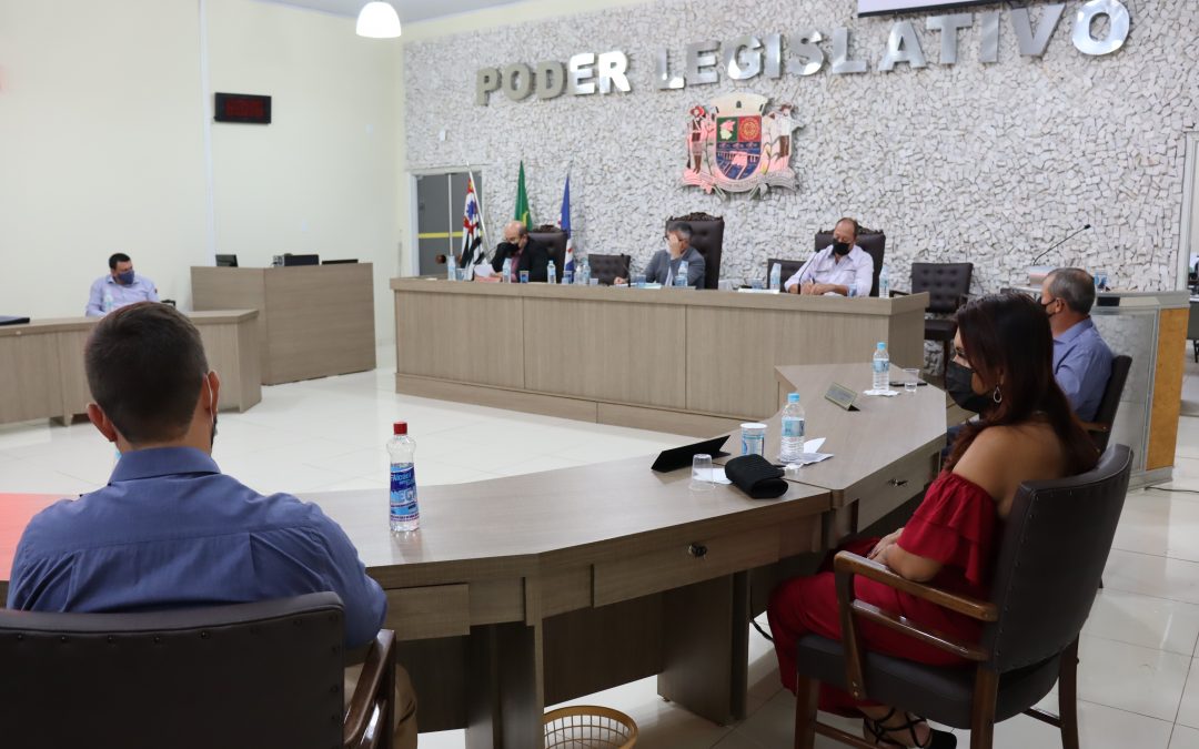 Última sessão ordinária do ano tem cinco horas de duração