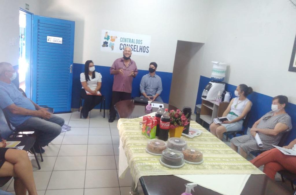 Novos integrantes do Conselho do Idoso tomam posse