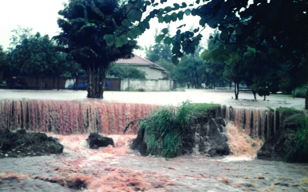 Enchente causou estragos em Bariri em fevereiro de 1995