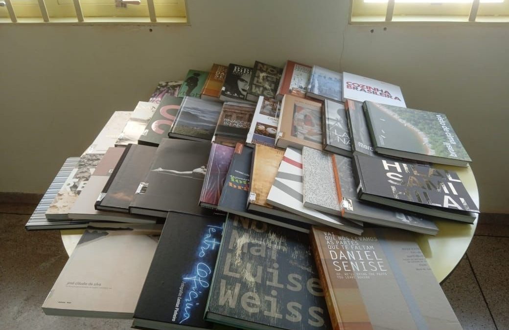 Bariri: Biblioteca Municipal recebe 200 novos livros