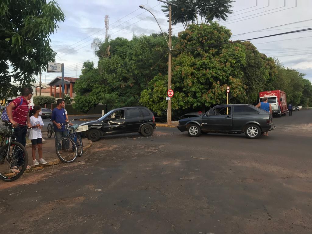 Bariri recebe evento de carros