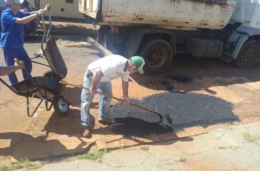 Prefeitura vai licitar serviço de tapa-buraco