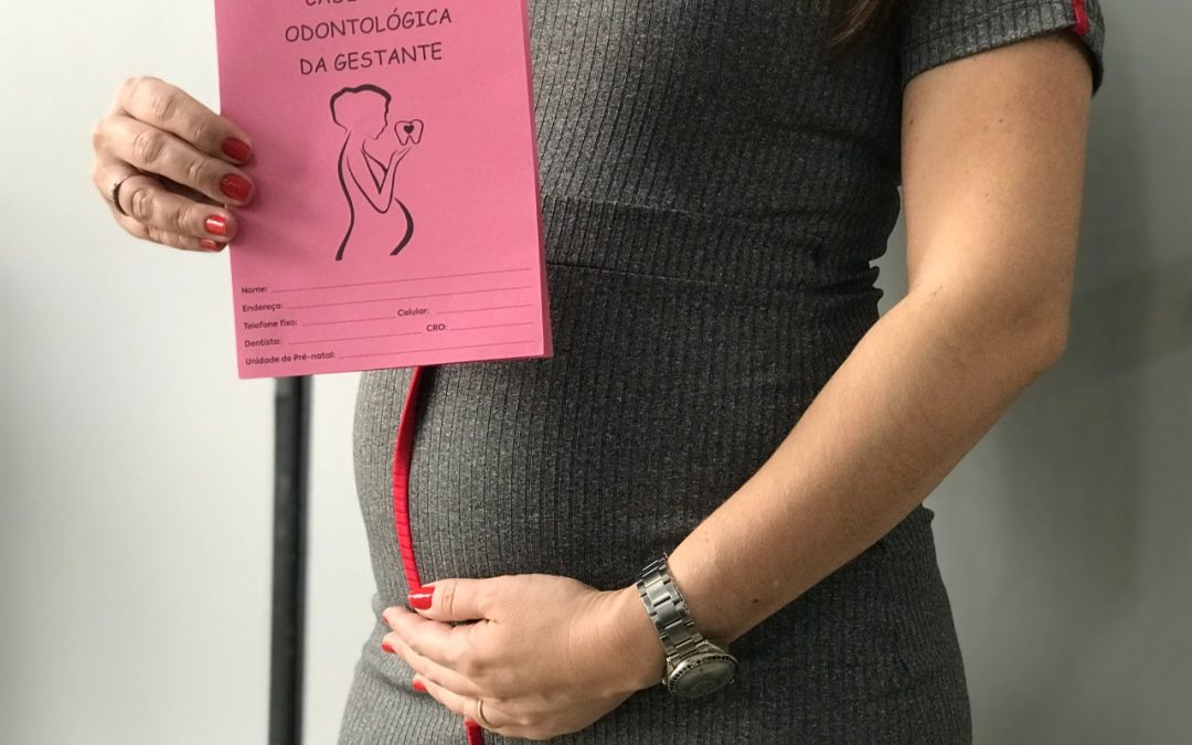 Saúde lança a Caderneta Odontológica de Gestante
