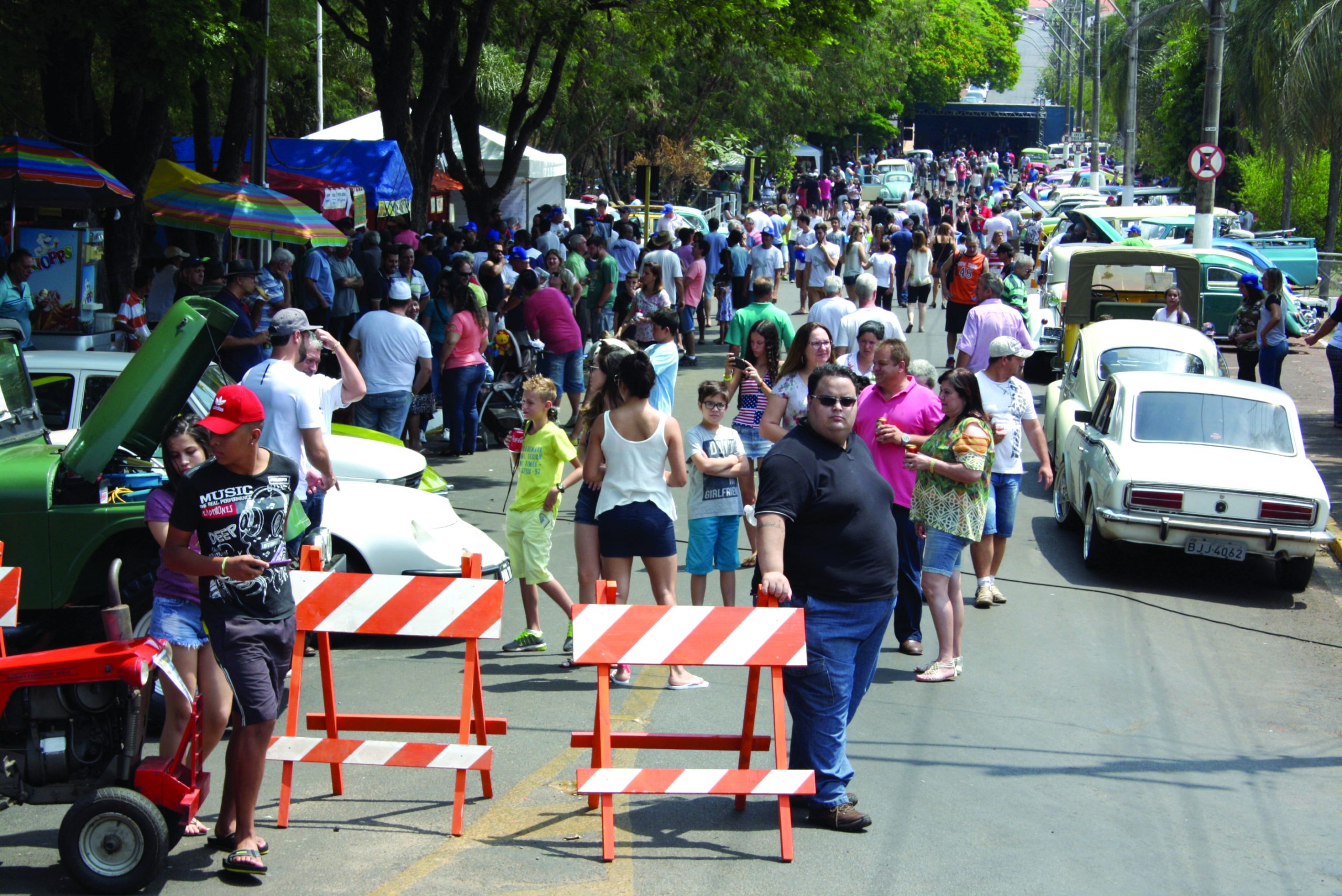 Bariri recebe evento de carros