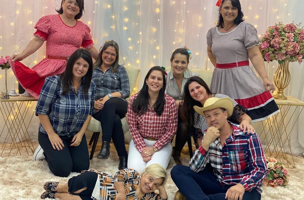 Arraiá com presença de Priscila Menucci agitou a Escola Edir de Boraceia