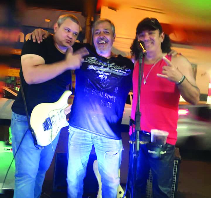 O Barracão recebe hoje o Moto Rock