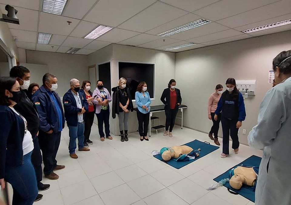Educação de Boraceia forma servidores para os primeiros socorros