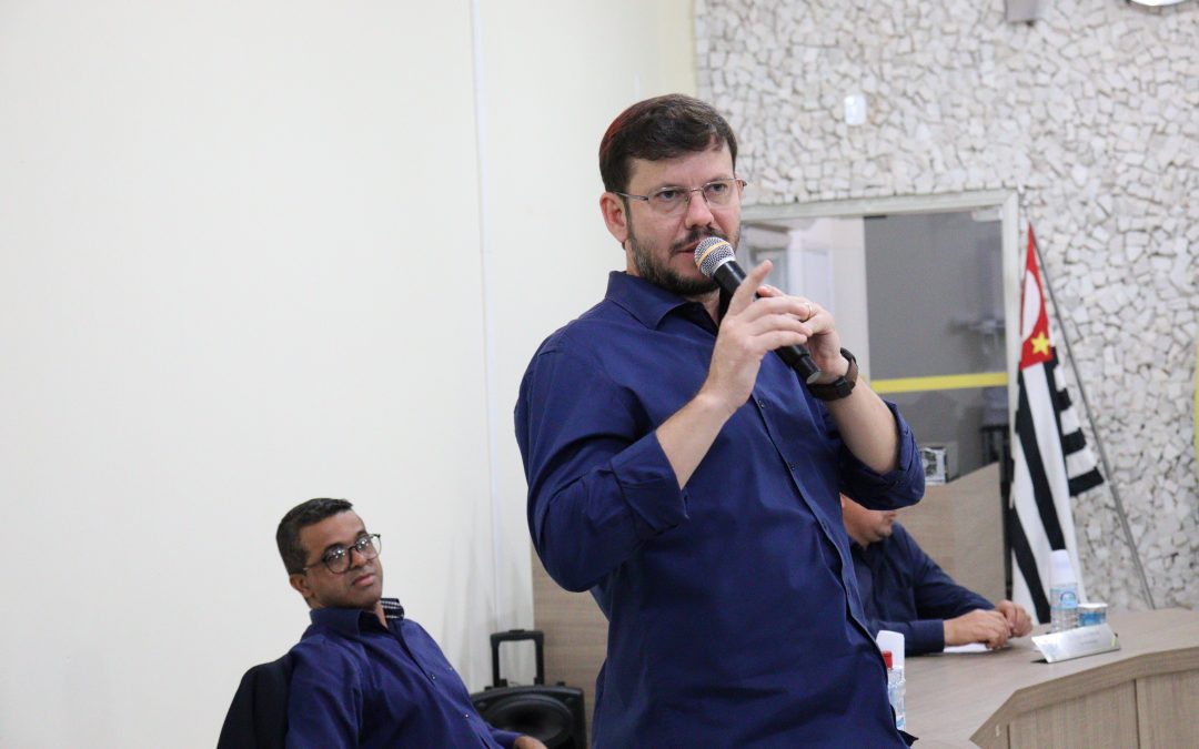 Vereador cobra prefeitura sobre operação do novo aterro