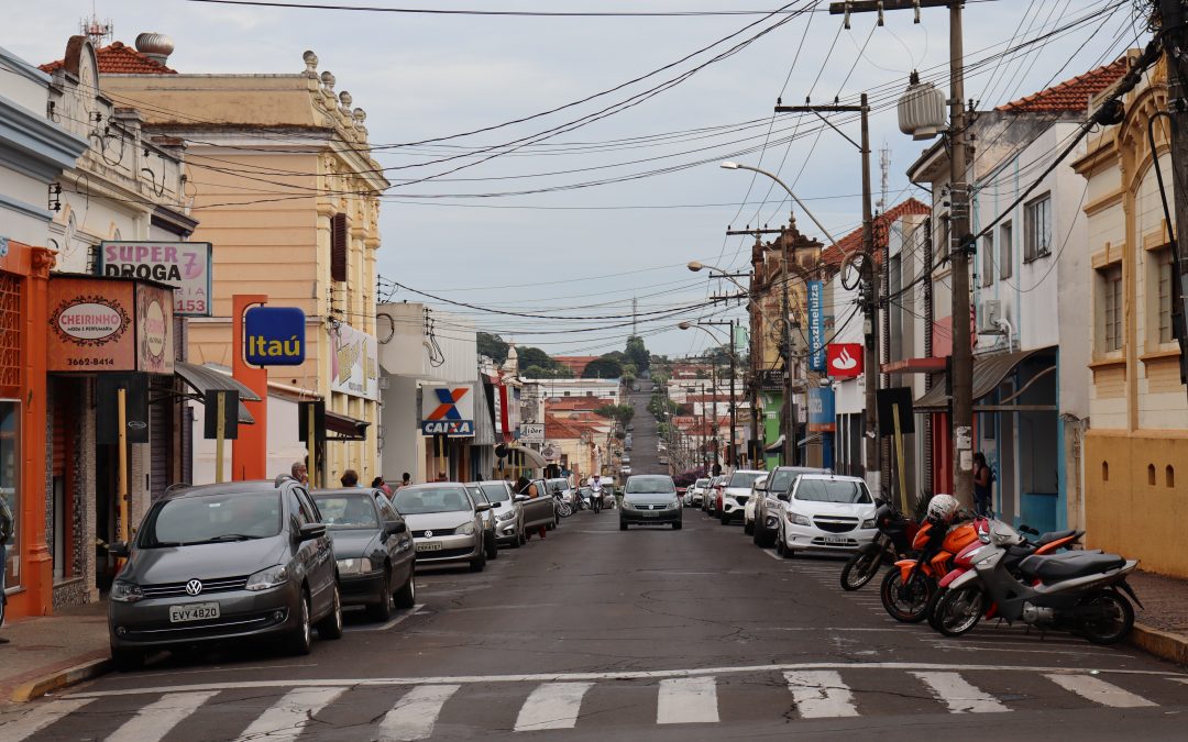 Saques superam depósitos na poupança em Bariri e região