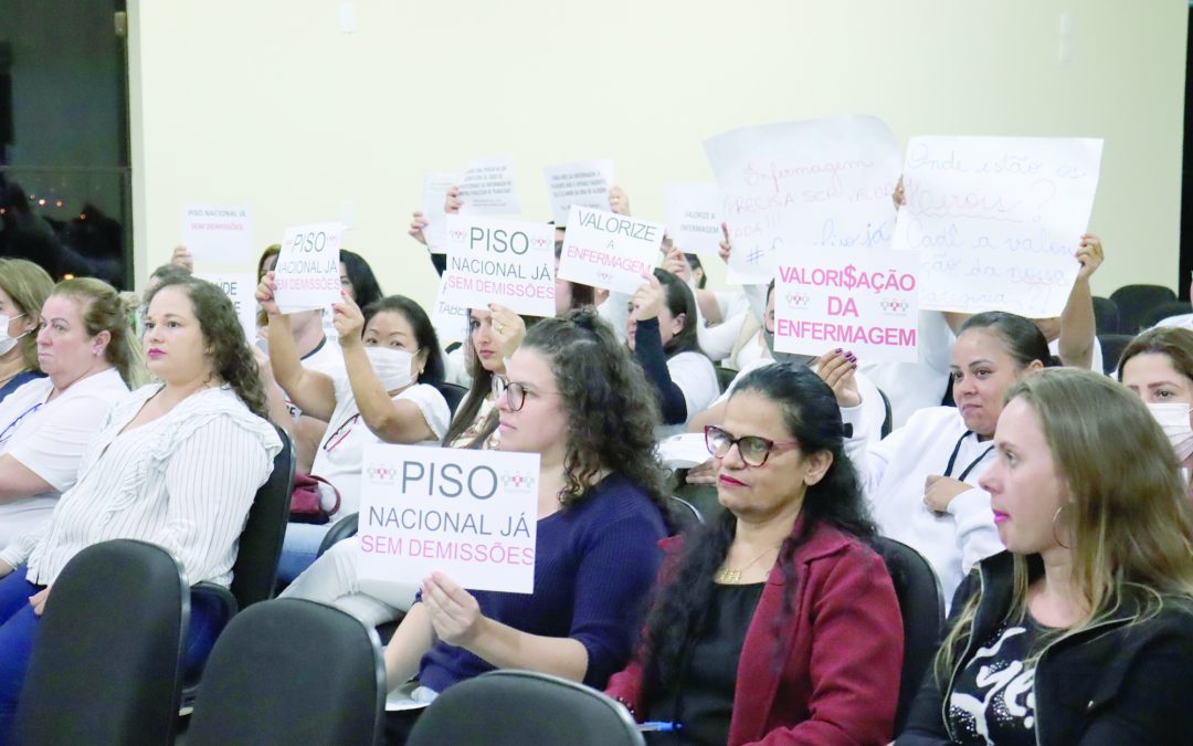 Câmara de Bariri critica suspensão de piso salarial da enfermagem