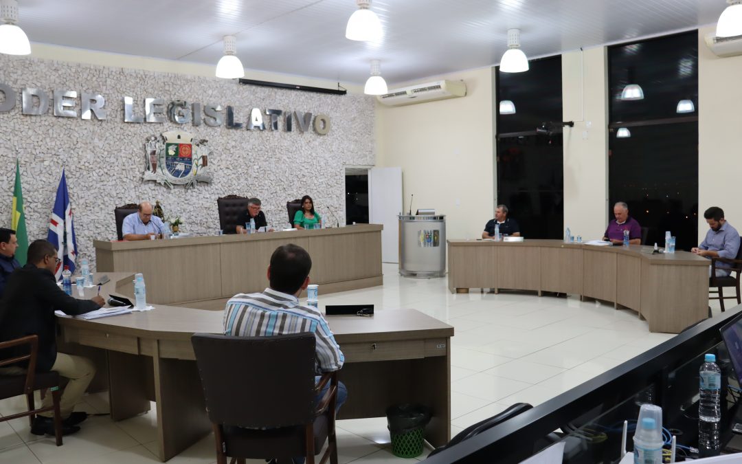 Câmara aprova reajuste de 6% para salários e 50% para vale alimentação