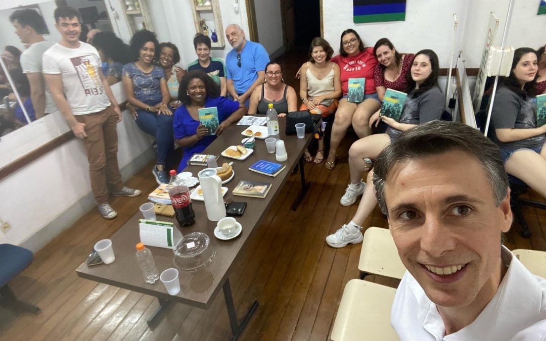 Bariri: Psiquiatra participa de debate sobre o livro Holocausto Brasileiro