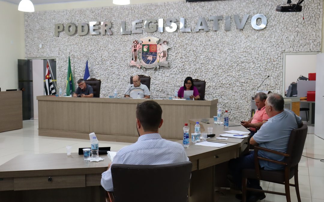 Bariri: Denúncia pede cassação do mandato do prefeito Abelardo