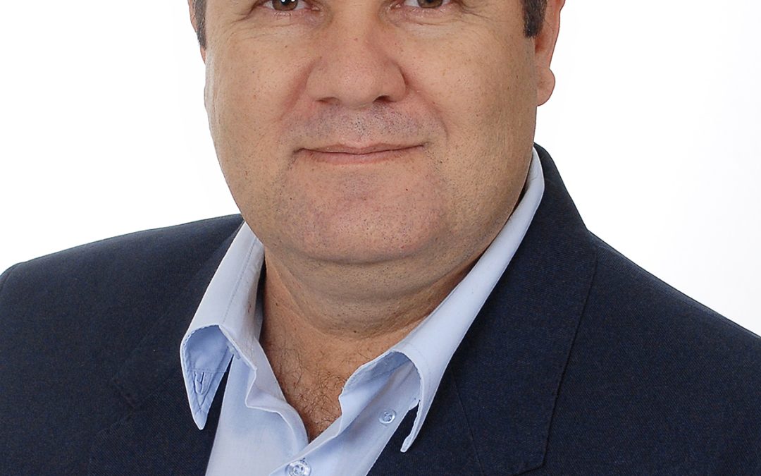 Pegoraro diz que estuda formar novo grupo político