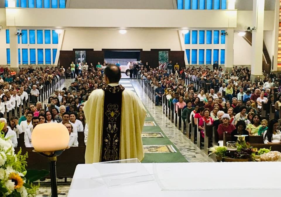 Corpus Christi atrai muitos fiéis em Bariri