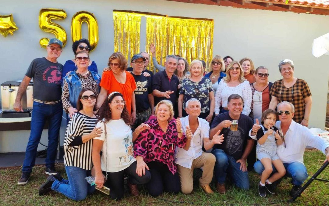 BARIRI: Turma 1973 do Cene comemora 50 anos de amizade